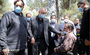 نواخته شدن زنگ دانش آموز شهید در قطعه شهدای گمنام 3