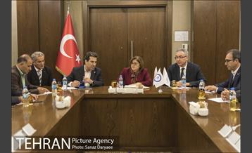 نشست شهرداران و مقامات شهری ایرانی و شهردار غازی آنتب 4