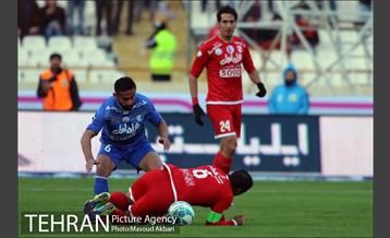 دیدار استقلال تهران و تراکتورسازی در لیگ برتر فوتبال 8
