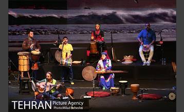 کنسرت گروه رستاک‎ 1