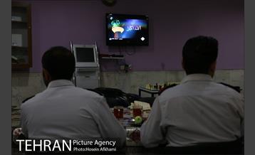 آخرین افطار ماه رمضان در کنار آتش نشانان شهر‎ 13