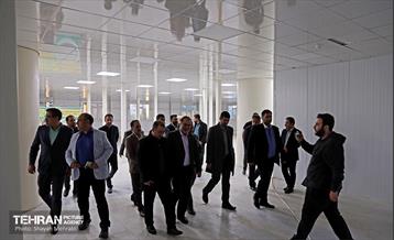 بازدید کمیسیون برنامه و بودجه شورای شهر از پروژه‌های منطقه ۱۷ 60