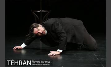 نمایش ماتریوشکا‎ 8