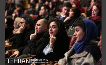 مراسم افتتاحیه سی و پنجمین جشنواره فیلم فجر‎ 4