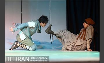 نمایش رویای یک شب نیمه تابستان‎ 18