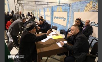 میز خدمت شهرداری تهران در نماز جمعه 10