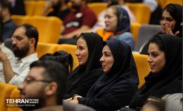 گرامیداشت «روز خبرنگار» 17