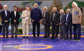 مراسم تجلیل از کشتی‌گیران قهرمان جهان (جشنی برای ایران) 28