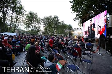 جشن روز جمهوری اسلامی در میدان مشق 24