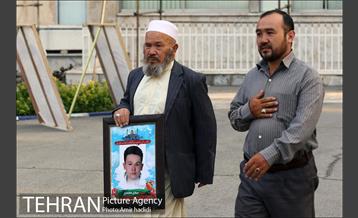 آیین تجلیل از خانواده های شهدای مدافع حرم 12