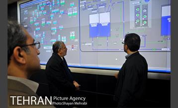 بازدید احمد مسجد جامعی از مراکز مرتبط با زلزله تهران 68