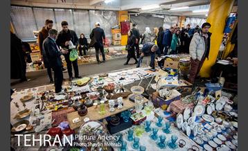 جمعه بازار پارکینگ پروانه 15