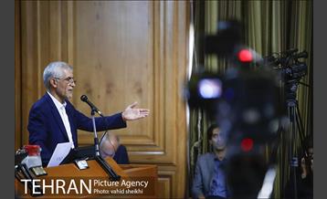 ارائه لایحه برنامه سوم توسعه شهر تهران توسط شهردار به شورای شهر  21