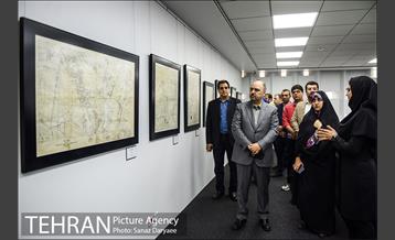 بازدید مدیرکل دفتر شهردار تهران از نمایشگاه دائمی نقشه 3