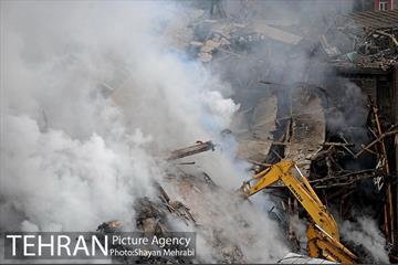 سومین روز عملیات امداد ونجات حادثه پلاسکو -4 29