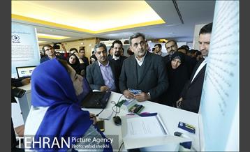 بازدید شهردار تهارن از نمایشگاه تهران هوشمند 2