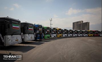رونمایی از ۴۰ دستگاه اتوبوس شرکت واحد 19