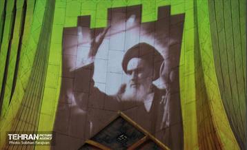 نورافشانی جشن پیروزی انقلاب اسلامی در میدان آزادی 25