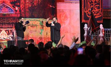 آئین بدرقه زائران اربعین در میدان آزادی 9