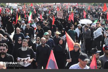 تشییع پیکر آقای شهید ایران - 1 48
