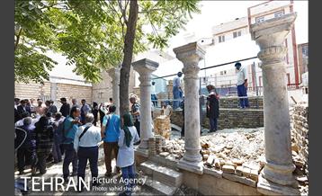 تهران گردی احمد مسجد جامعی به مناسبت روز مشروطه 2 23