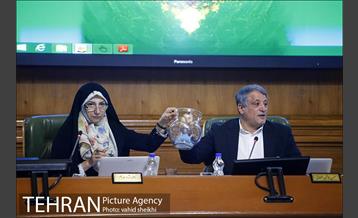 پنجاه و پنجمین جلسه شورای شهر تهران 22
