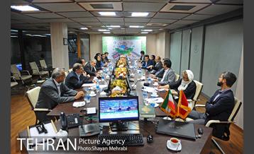 بازدید شهردار مونترال از سازمان حمل و نقل و ترافیک 17