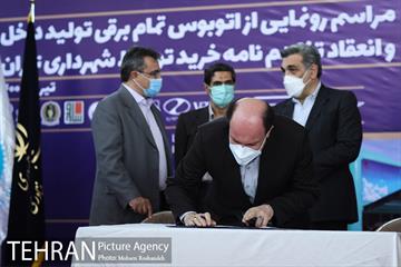 مراسم رونمایی از اتوبوس تمام برقی تولید داخل 16
