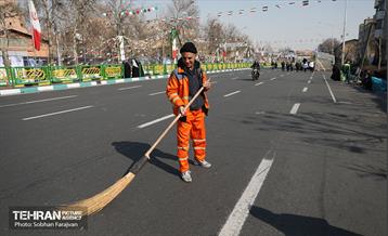 خدمات شهرداری تهران در پایان راهپیمایی ۲۲ بهمن - ۱ 13