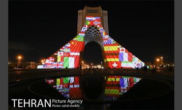 ویدئو مپینگ بر روی برج آزادی با موضوع کرونا  19