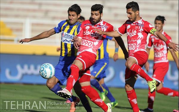 دیدار گسترش فولاد و پرسپولیس در لیگ برتر فوتبال 7