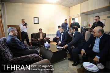بازدید معاونین شهردار از جایگاه های عرضه دام زنده 40