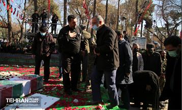 تشییع دو شهید گمنام در منطقه 15