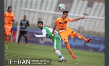 دیدار تیم های فوتبال سایپا و ماشین سازی تبریز