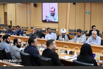 نشست دبیران قرارگاه‌های مناطق شهرداری تهران «قرارگاه ایران پیروز» 18