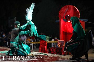 تعزیه خوانی اباعبدالله الحسین(ع) در بوستان لاله 21
