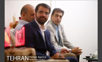 دیدار شهردار از خانواده شهید طباطبایی نیا 15