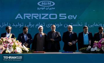 رونمایی از نخستین خودروی تمام برقی تولید داخل 11