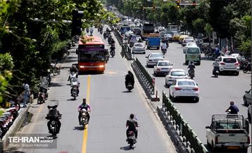 بی قانونی؛ تردد در خطوط بی آر تی 13