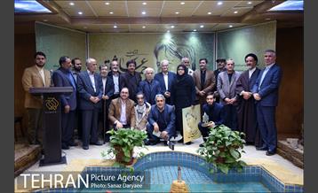 سی و پنجمین مراسم «شب شاعر»‎ 21