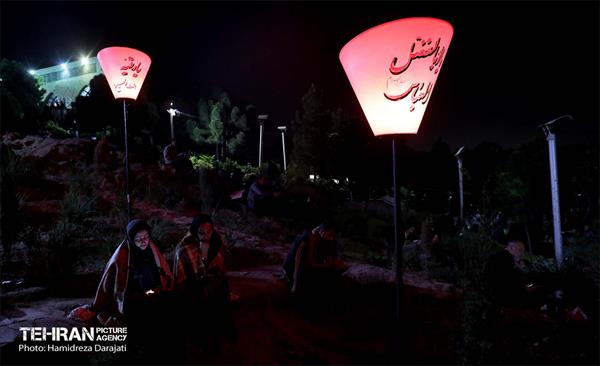 احیای شب‌ بیست‌ویکم ماه رمضان در مقبره الشهدای گمنام ندسا 21