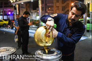 مراسم افطاری ساده در پایانه های تاکسیرانی شهر تهران 22