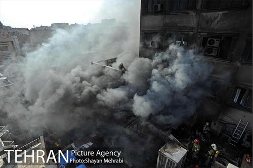 آتش سوزی پاساژ مهستان-2 8