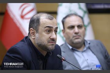 بازدید کمیسیون برنامه و بودجه شورای شهر از پروژه‌های منطقه 4 3