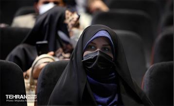 نشست صمیمی فعالان فرهنگی و اجتماعی با شهردار تهران 12