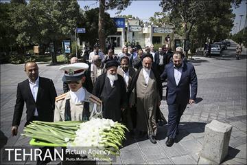 بزرگداشت آیت الله طالقانی 17