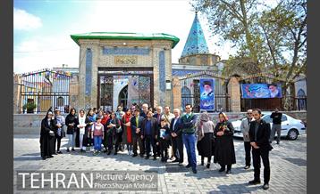 بازدید جمعی از  هنرمندان از نقاط گردشگری منطقه 12 7