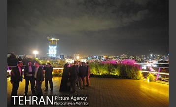 بازدید شهردار مونترال از پل طبیعت 5