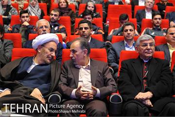 نشست شهردار تهران با رهبران ادیان توحیدی و جمعی از چهره های برجسته اقلیت دینی‎ 18