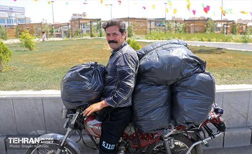 بی قانونی؛ بار های نامتعارف 23